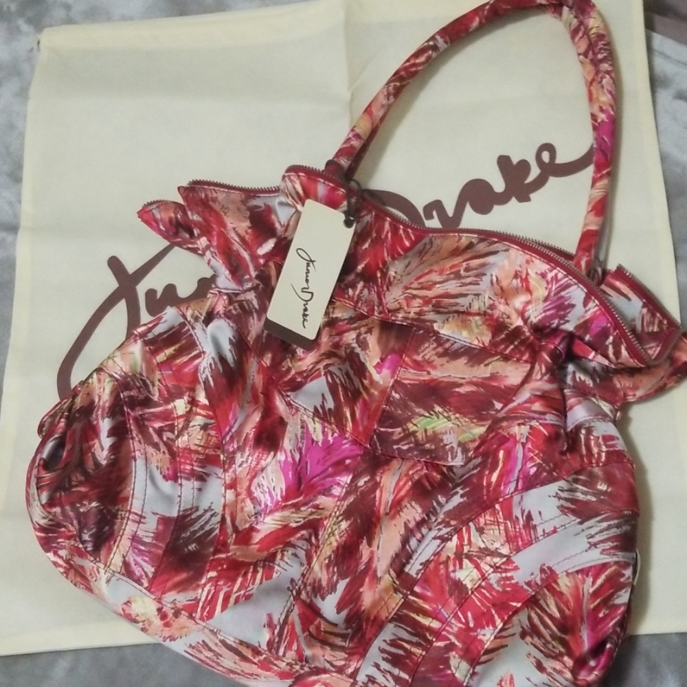 NWT Junior Drake shoulder bag